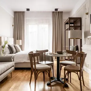 https://apartament-avanti-roma-krakow.krakowhotelspoland.com